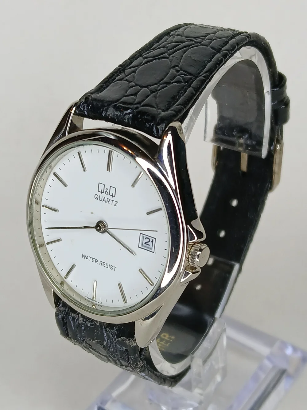 Q&Q Citizen Quartz Watch White Dial Date Silver Case Black Leather Strap Working